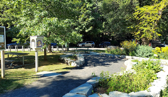 Exploring Oriole Park: A Vibrant and Family-Friendly Neighborhood in Red Deer, Alberta