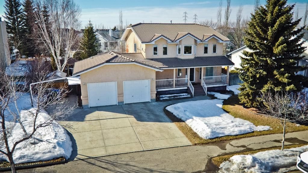 I have sold a property at 1033 West Chestermere DRIVE SW in Chestermere
